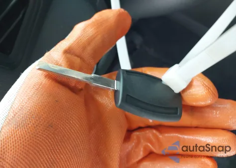 2018 Ford Escape Se из США, поврежденный, VIN 1FMCU9GD5JUC25213